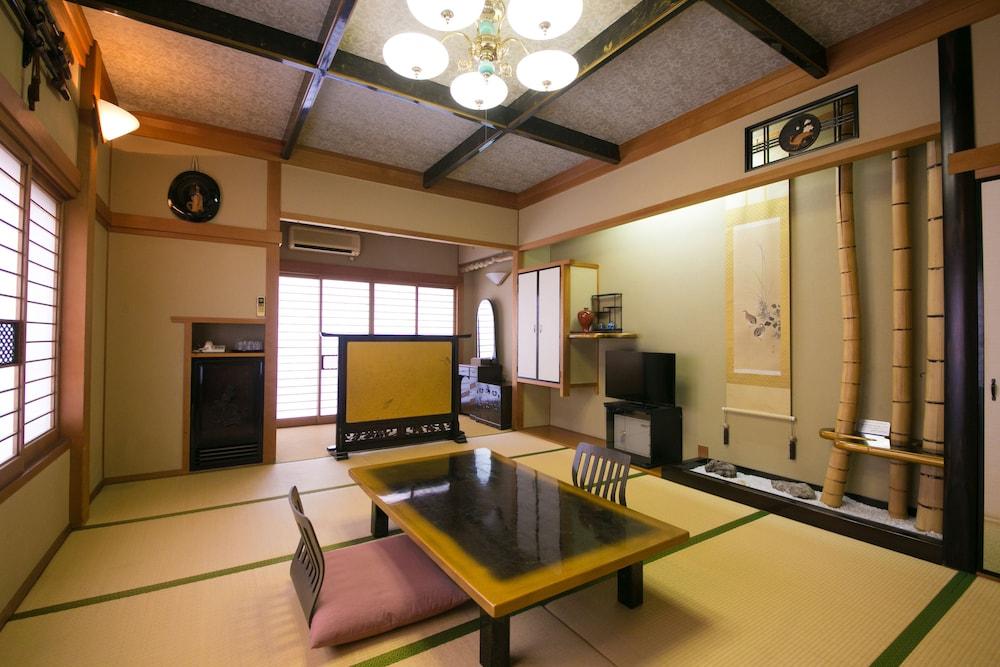 Hotel Housenkaku Beppu Eksteriør bilde