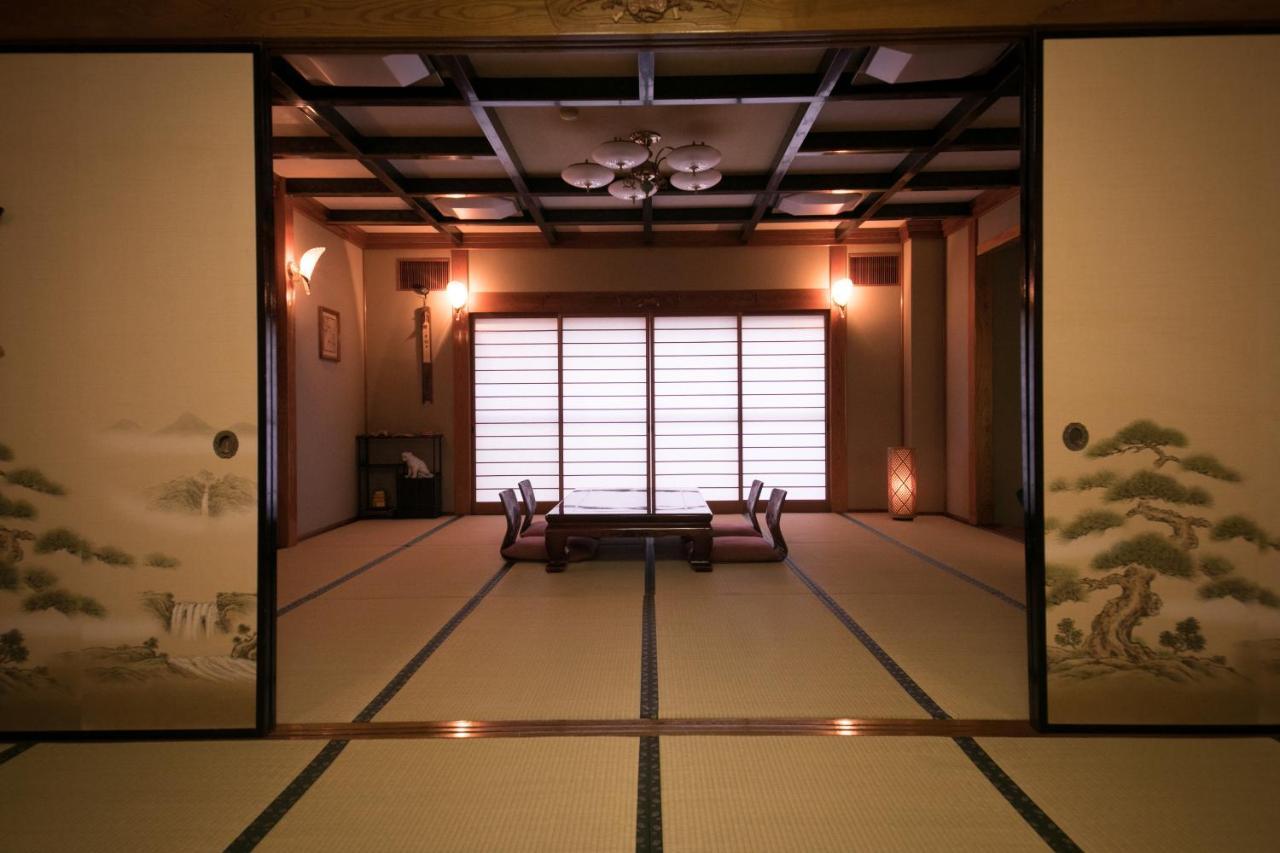 Hotel Housenkaku Beppu Eksteriør bilde